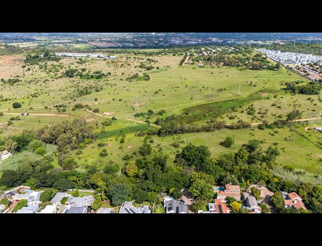 9,575M² VACANT LAND FOR SALE IN LONEHILL